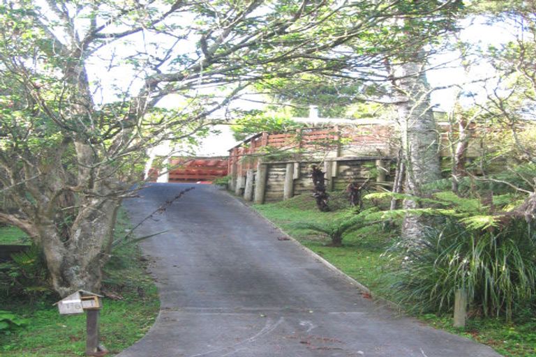 Photo of property in 18 Victory Road, Laingholm, Auckland, 0604