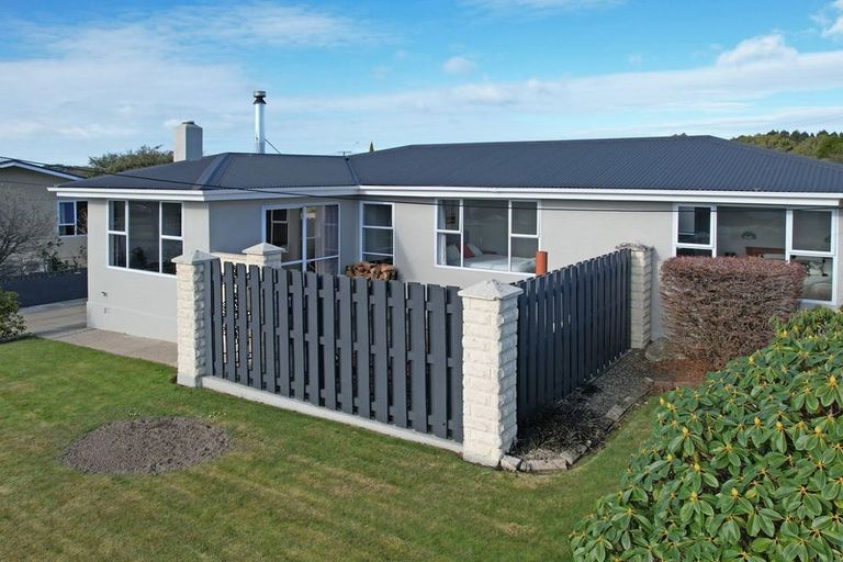 Photo of property in 56 Glendale Crescent, Holmes Hill, Oamaru, 9401