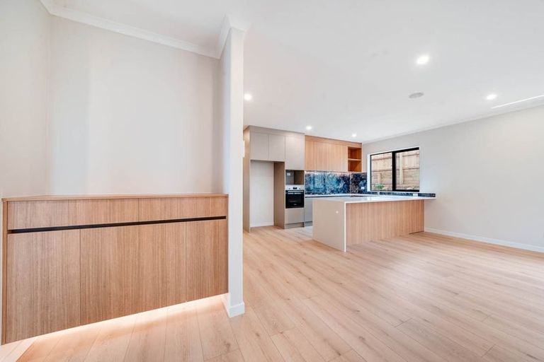 Photo of property in 16 Viv Green Place, Pokeno, 2402