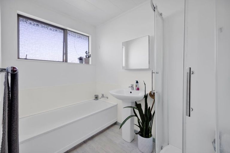 Photo of property in 15 Wilson Road, Opunake, 4616