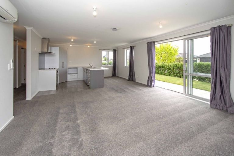 Photo of property in 8 Ragley Way, Rolleston, 7615