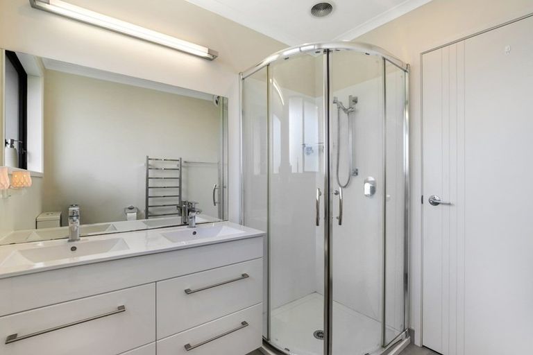 Photo of property in 56 Mark Ball Drive, Pokeno, 2402