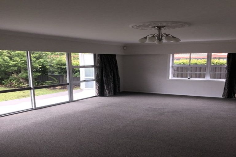 Photo of property in 27 Howden Road, Fairfield, Hamilton, 3214