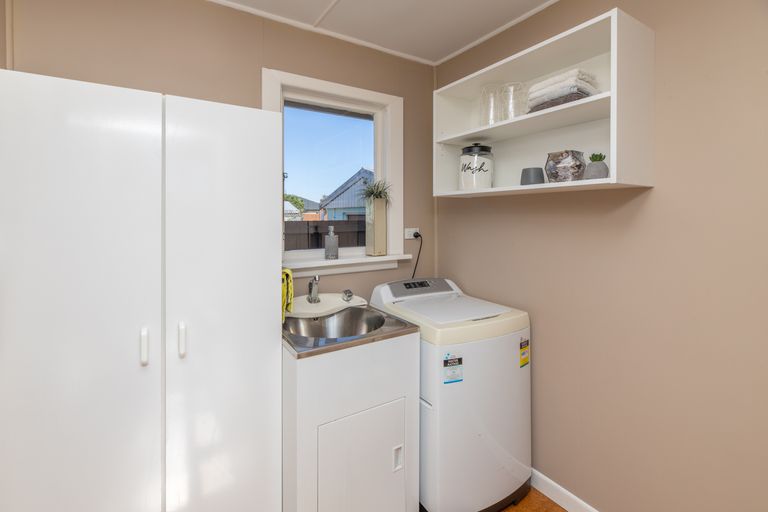 Photo of property in 19 Wilton Crescent, Bishopdale, Christchurch, 8053