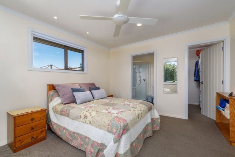 Photo of property in 16 Sanderlane Drive, Motueka, 7120