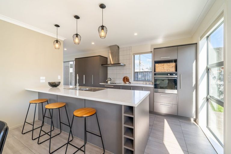 Photo of property in 6 Yeats Grove, Trentham, Upper Hutt, 5018