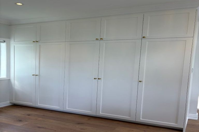 Photo of property in 43a Pohutukawa Avenue, Red Beach, 0932