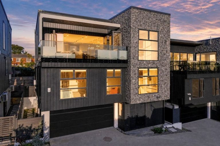 Photo of property in 2/46 Northboro Road, Hauraki, Auckland, 0622