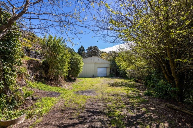 Photo of property in 2 Byron Place, Whalers Gate, New Plymouth, 4310