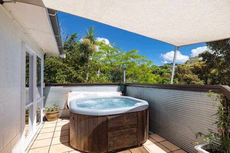 Photo of property in 23 Te Ara Crescent, Diamond Harbour, Lyttelton, 8971