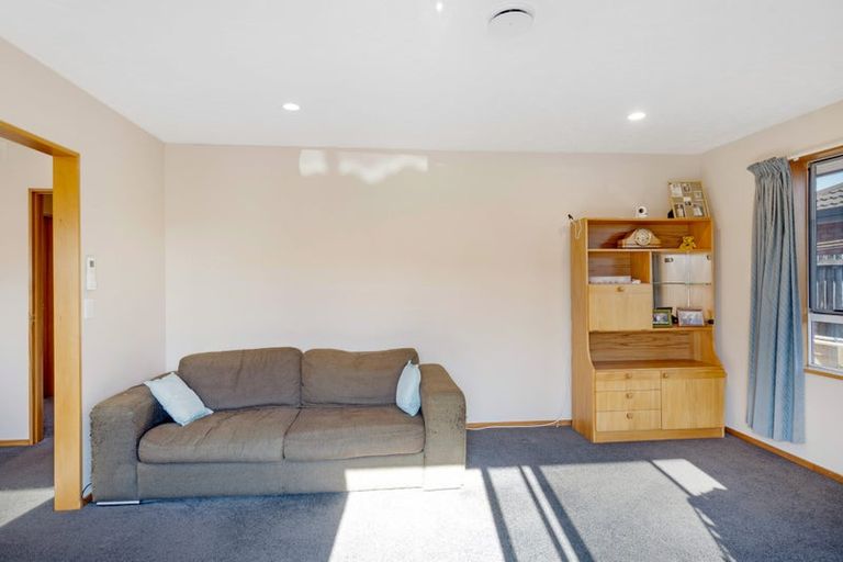 Photo of property in 6 Collins Street, Rangiora, 7400