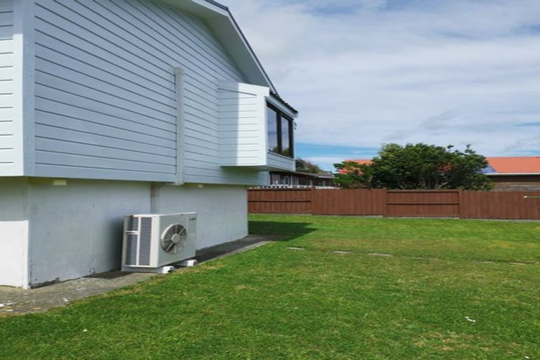 Photo of property in 305 Maungaraki Road, Maungaraki, Lower Hutt, 5010