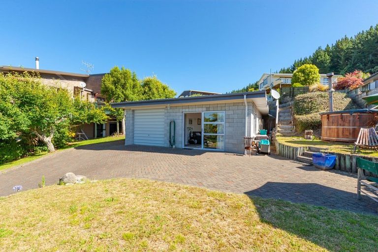 Photo of property in 13 Herea Avenue, Motuoapa, 3382