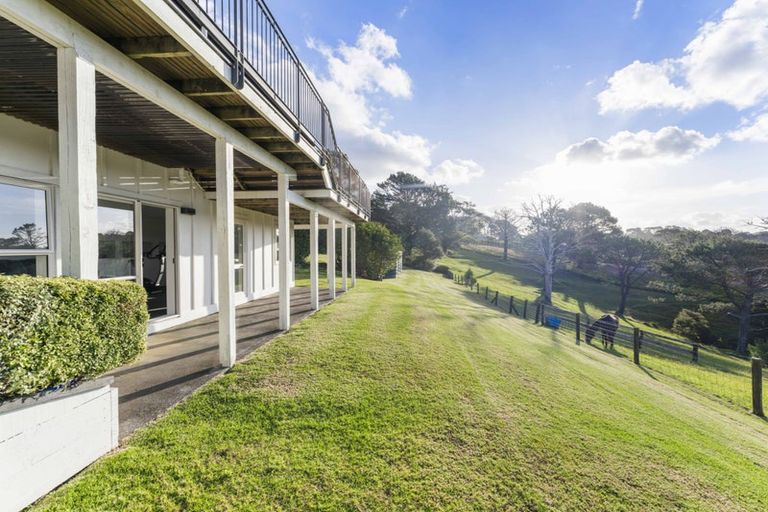 Photo of property in 23 Crows Road, Swanson, Auckland, 0614