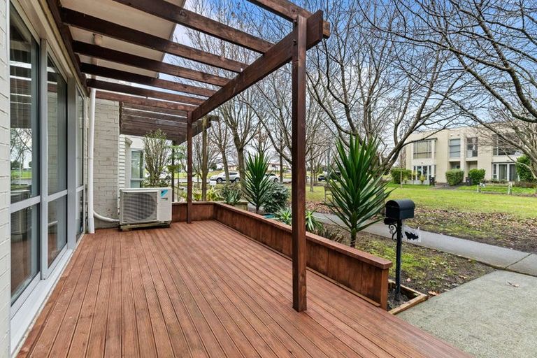 Photo of property in 74 Kuaka Drive, Takanini, 2112