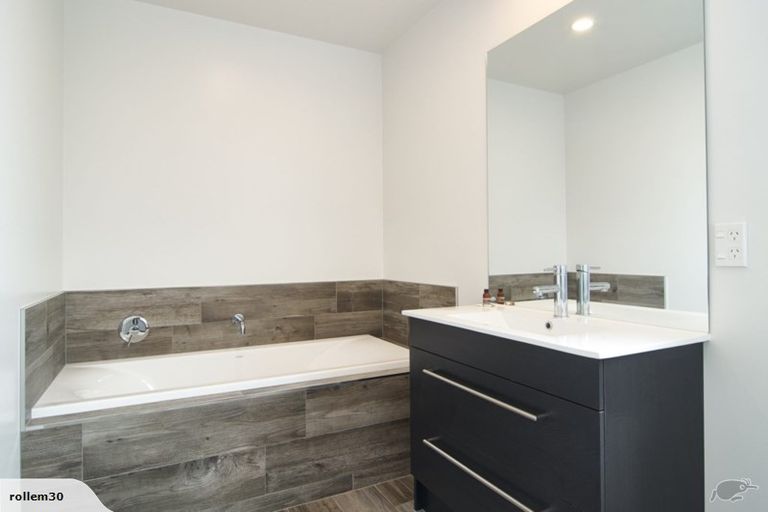 Photo of property in 40c Hutcheson Street, Sydenham, Christchurch, 8023