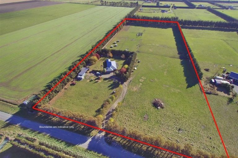 Photo of property in 237 School Road, West Eyreton, Rangiora, 7475