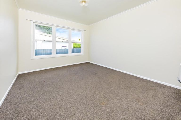 Photo of property in 1/15 Onslow Road, Papakura, 2110