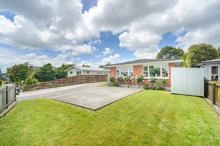 Photo of property in 62 Newcastle Street, Hokowhitu, Palmerston North, 4410