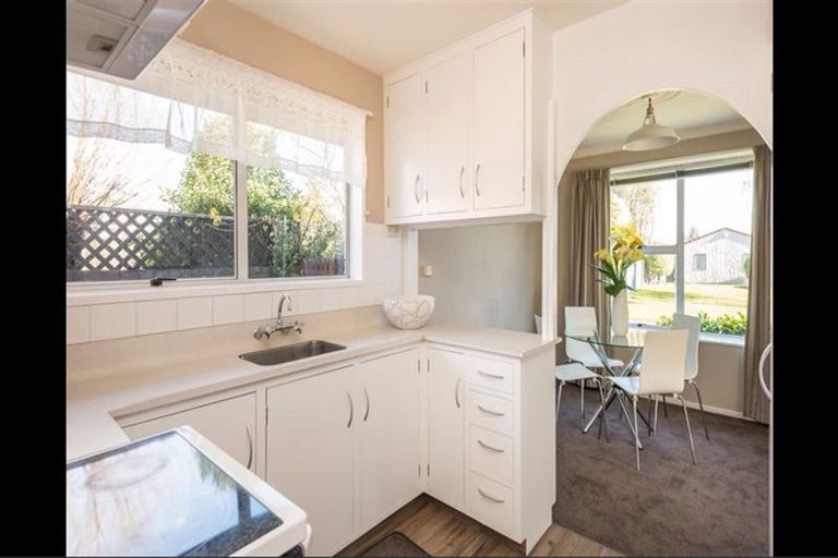 Photo of property in 1/4 Ell Place, Halswell, Christchurch, 8025