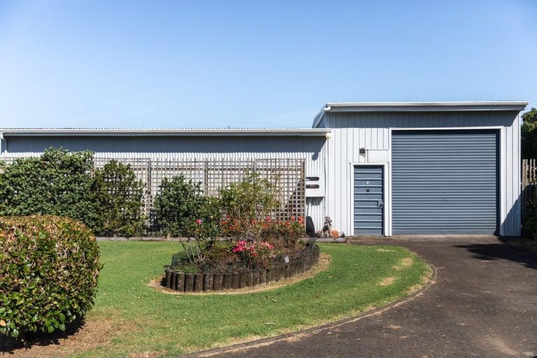 Photo of property in 131 Athenree Road, Athenree, Katikati, 3177