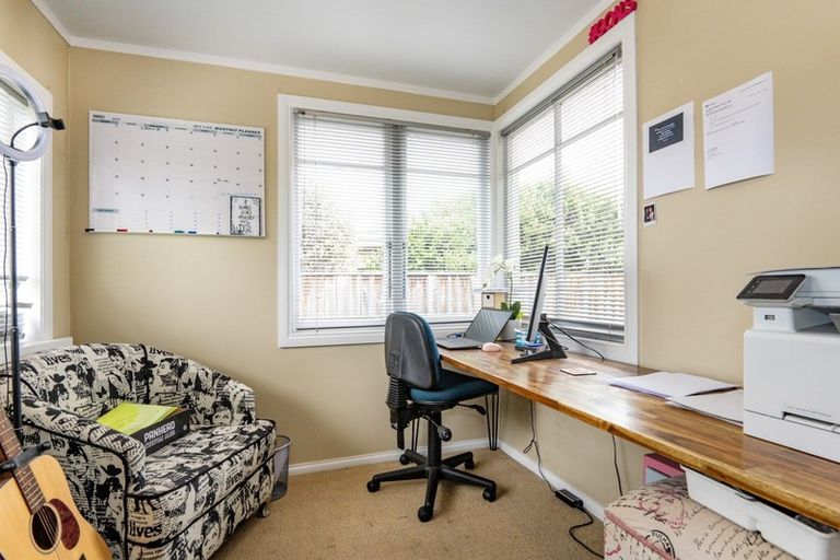 Photo of property in 108 Duchess Crescent, Mayfair, Hastings, 4122