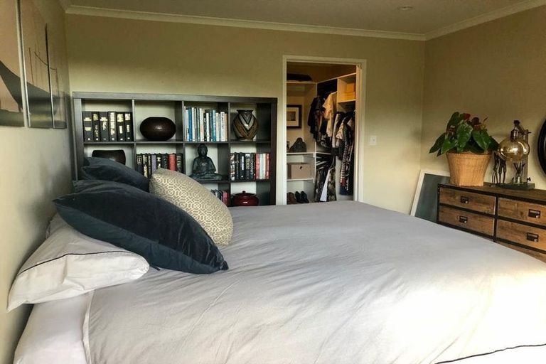 Photo of property in 3/2 Chilton Place, Howick, Auckland, 2014