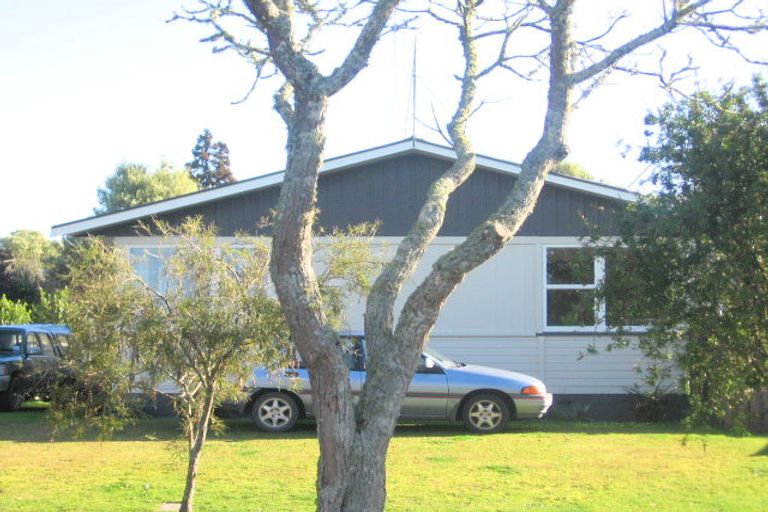 Photo of property in 37 Fuchsia Avenue, Pukete, Hamilton, 3200