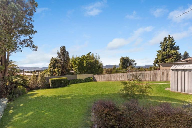 Photo of property in 92 Mallard Drive, Selwyn Heights, Rotorua, 3015