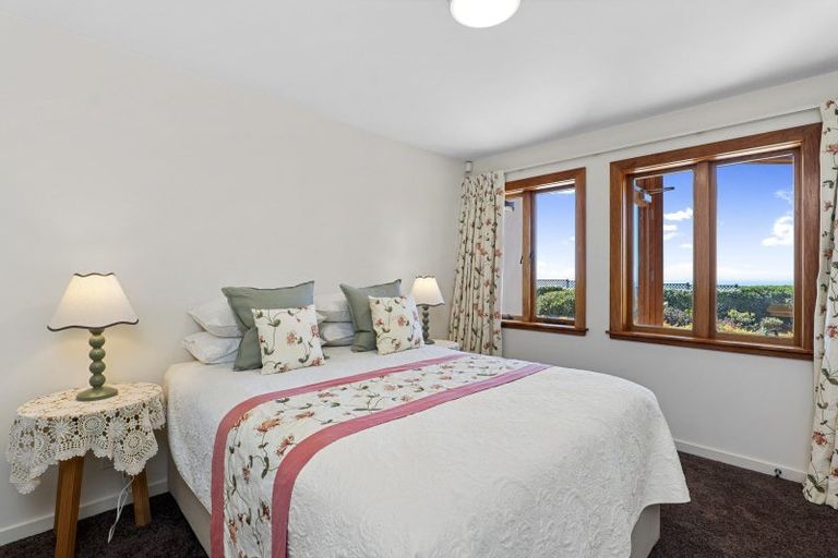 Photo of property in 123 Glenstrae Road, Redcliffs, Christchurch, 8081