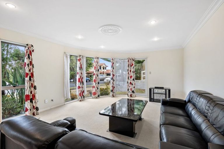 Photo of property in 46 Bronzewing Terrace, Unsworth Heights, Auckland, 0632