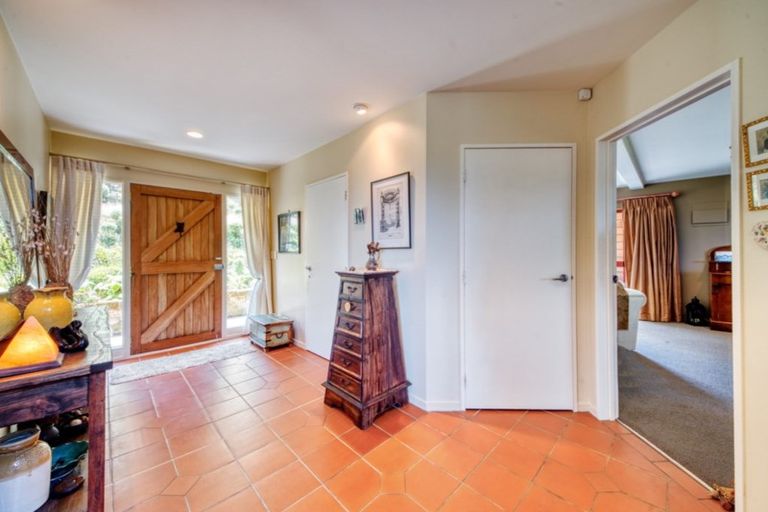 Photo of property in 6 La Trobe Track, Karekare, Auckland, 0772