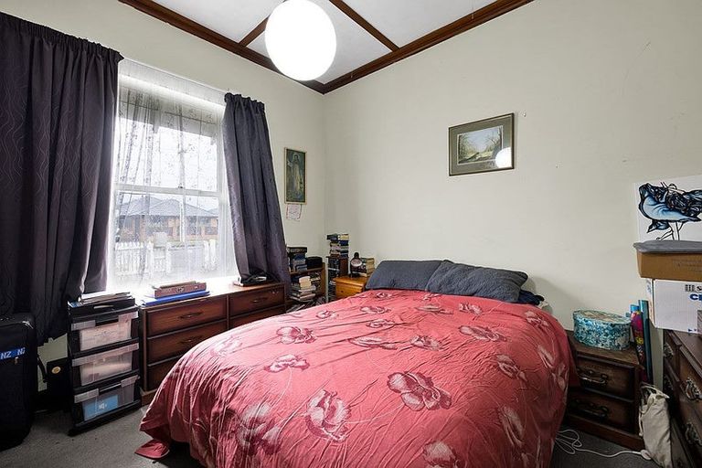 Photo of property in 17 Milmoe Street, Hawera, 4610