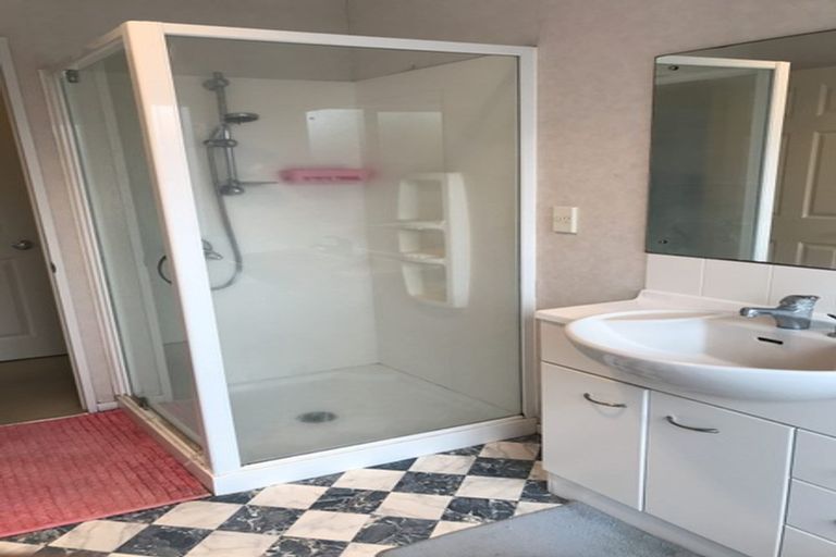 Photo of property in 187 Old Farm Road, Hamilton East, Hamilton, 3216