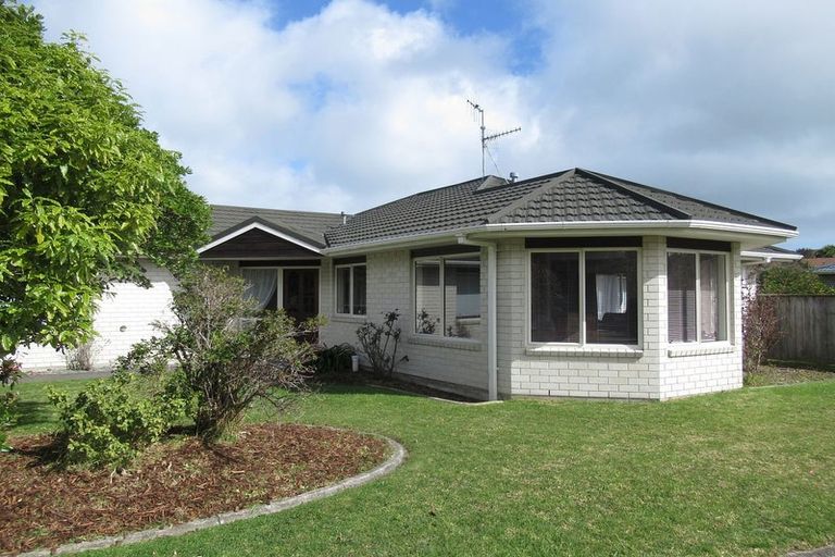 Photo of property in 133 Langdale Avenue, Paraparaumu, 5032
