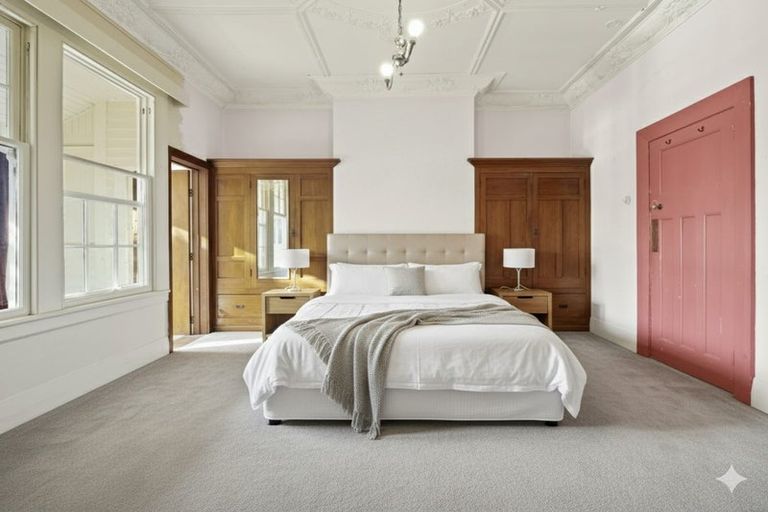 Photo of property in 34 Elm Row, Dunedin Central, Dunedin, 9016