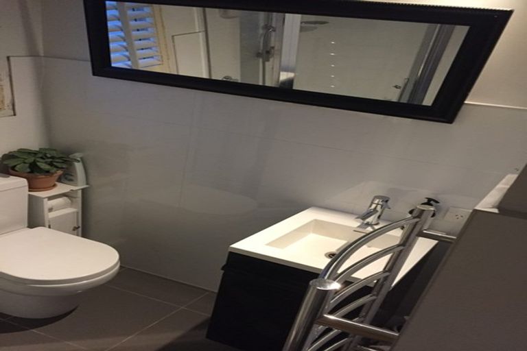 Photo of property in 10 Kauri Road, Stanmore Bay, Whangaparaoa, 0932