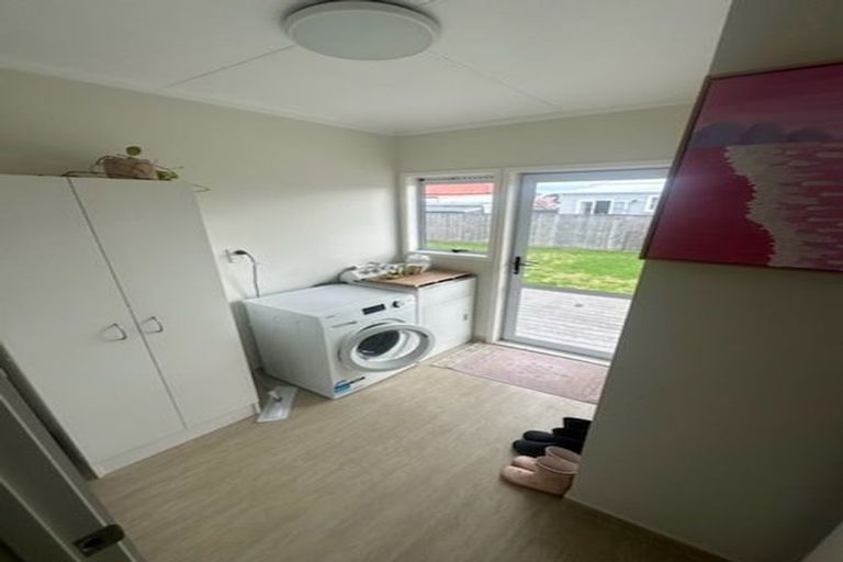 Photo of property in 911a Lyell Street, Akina, Hastings, 4122