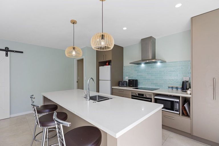 Photo of property in 814b Papamoa Beach Road, Papamoa Beach, Papamoa, 3118