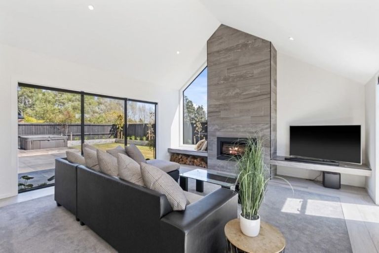 Photo of property in 14 Farthing Drive, Prebbleton, 7604