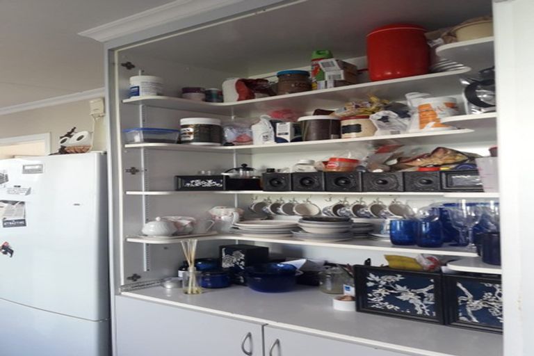 Photo of property in 6 Omata Road, Westown, New Plymouth, 4310