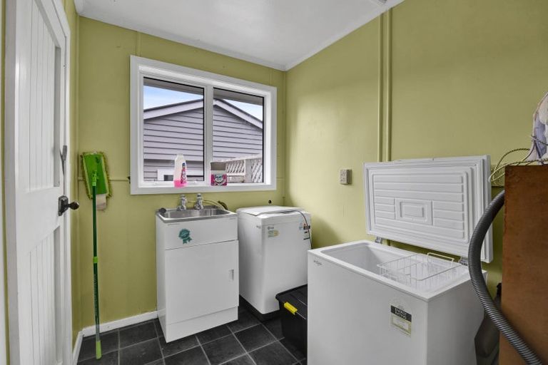 Photo of property in 254 High Street, Eltham, 4322