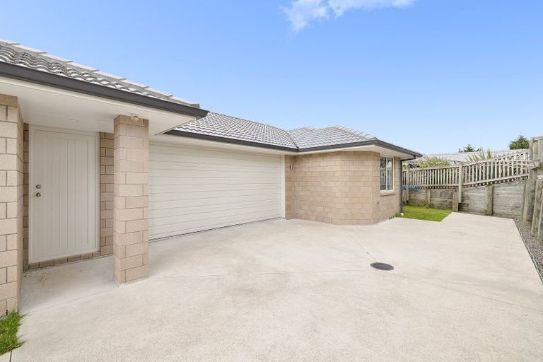 Photo of property in 1 Harakeke Way, Papamoa Beach, Te Puke, 3187