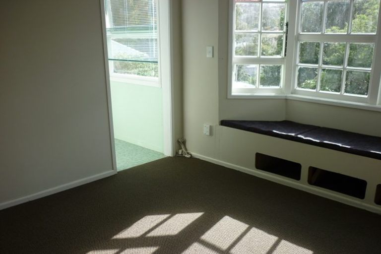 Photo of property in 59 Ellice Road, Totara Vale, Auckland, 0629