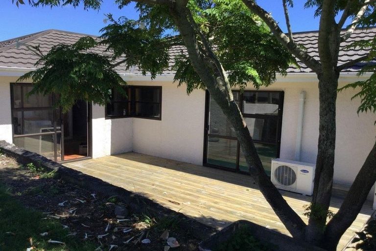 Photo of property in 2a Turehu Street, Merrilands, New Plymouth, 4312