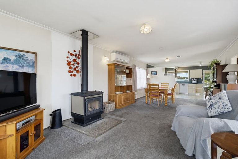 Photo of property in 15 Caxton Street, Onekawa, Napier, 4110