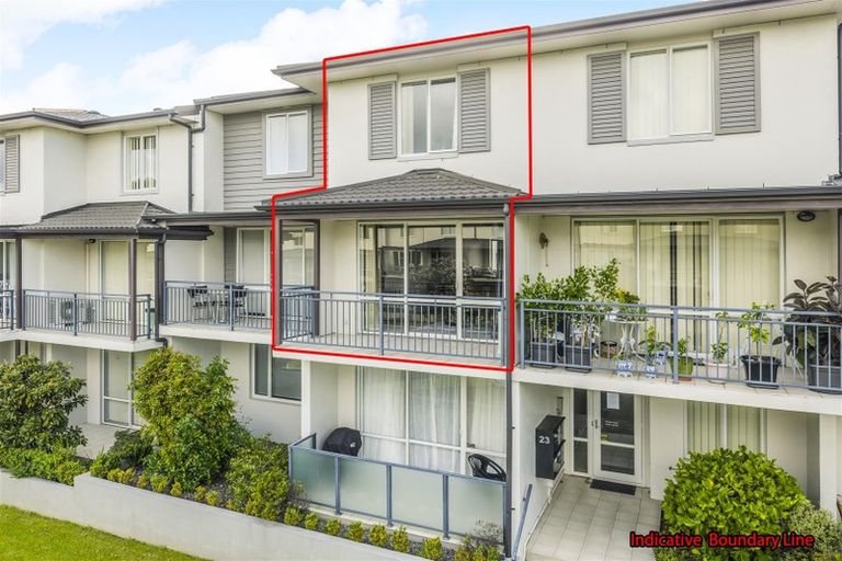Photo of property in 5/23 Opito Way, East Tamaki, Auckland, 2013