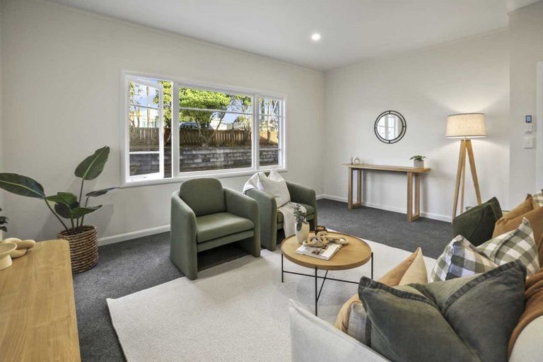 Photo of property in 76 Storey Avenue, Forest Lake, Hamilton, 3200