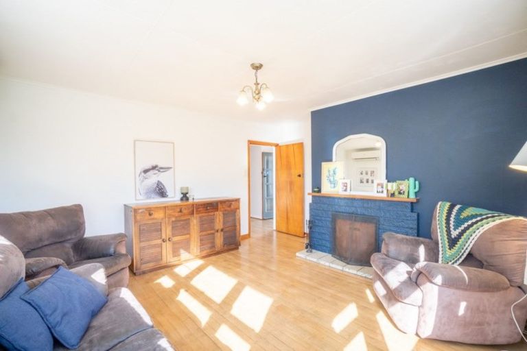 Photo of property in 24 Leicester Street, Terrace End, Palmerston North, 4410