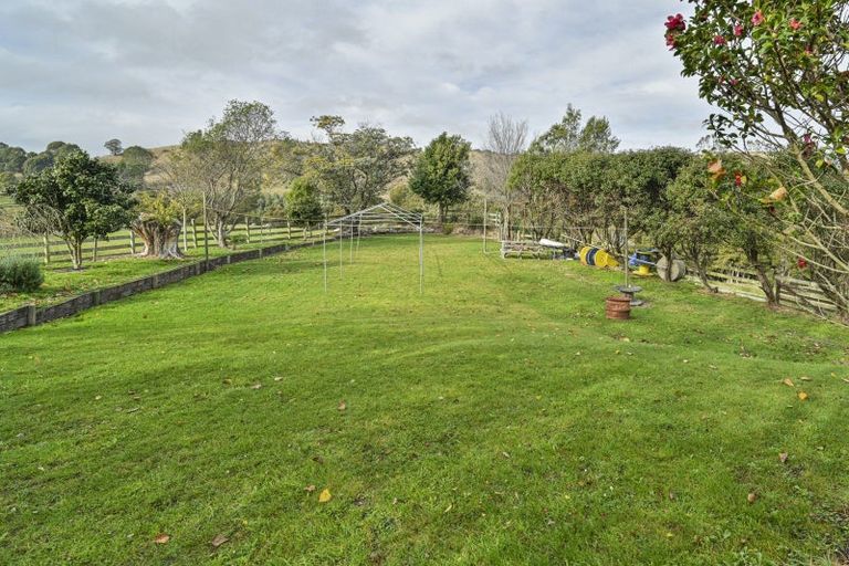 Photo of property in 537 Apley Road, Puketapu, Napier, 4184